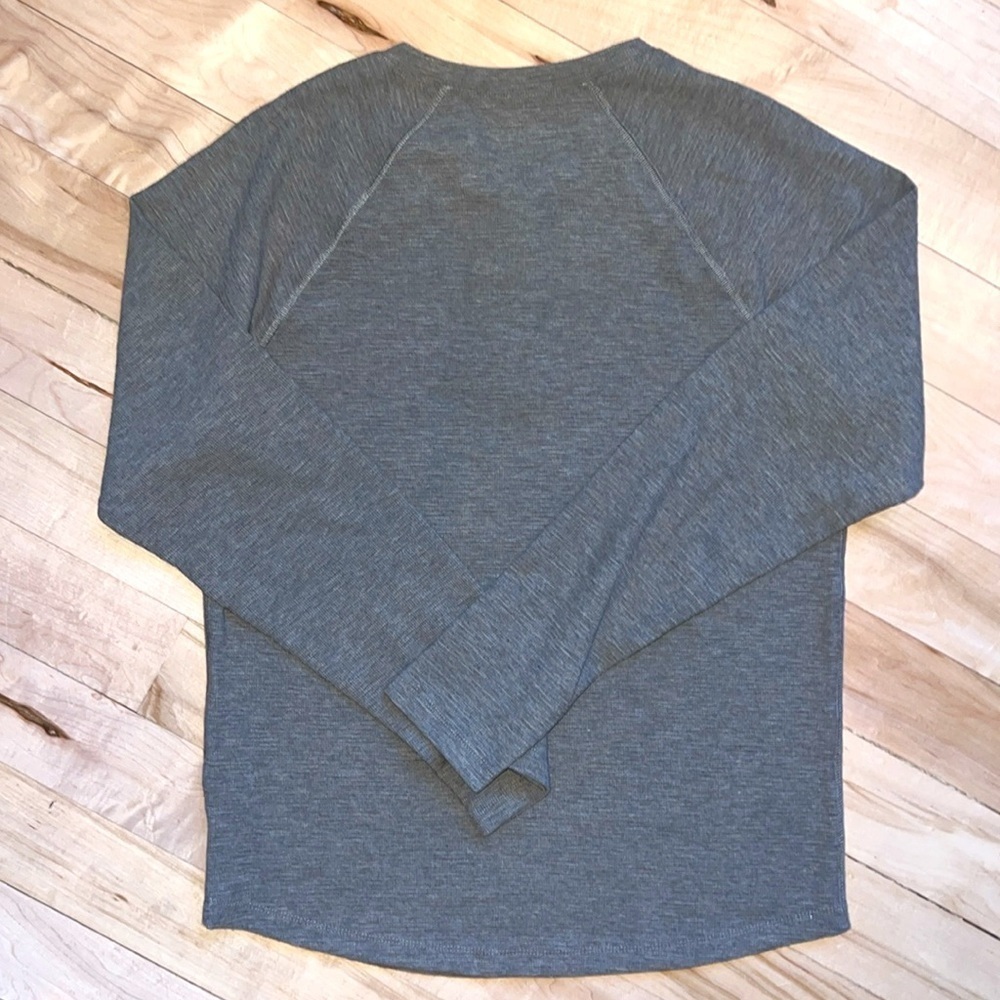 Men’s Seeded & Sewn Long Sleeve Henley - Picture 3 of 3